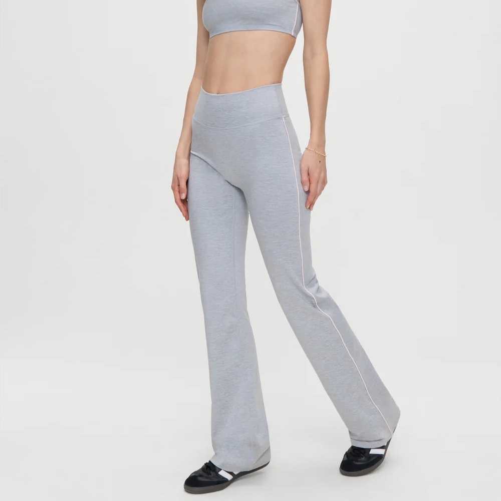 Frankie’s bikinis studio flare leggings
